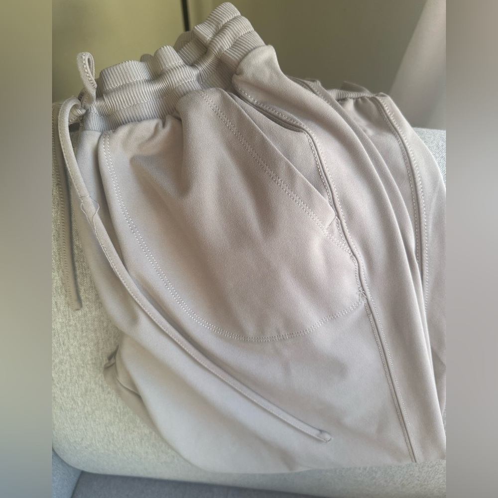 Rachel Zoe Neutral Taupe Drawstring Joggers